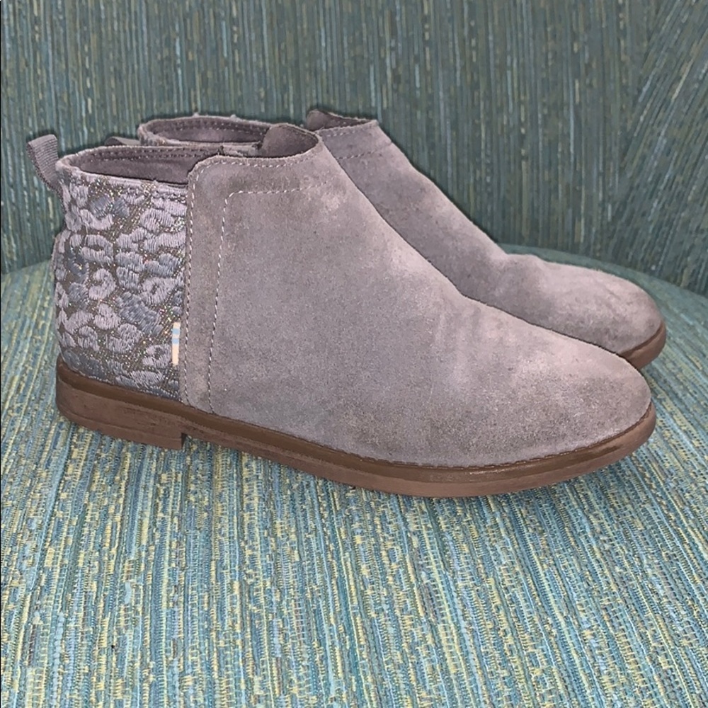 Toms girls grey leopard ankle booties
